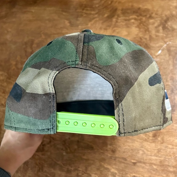 Seattle Seahawks Camouflage SnapBack Hat - Picture 2 of 8
